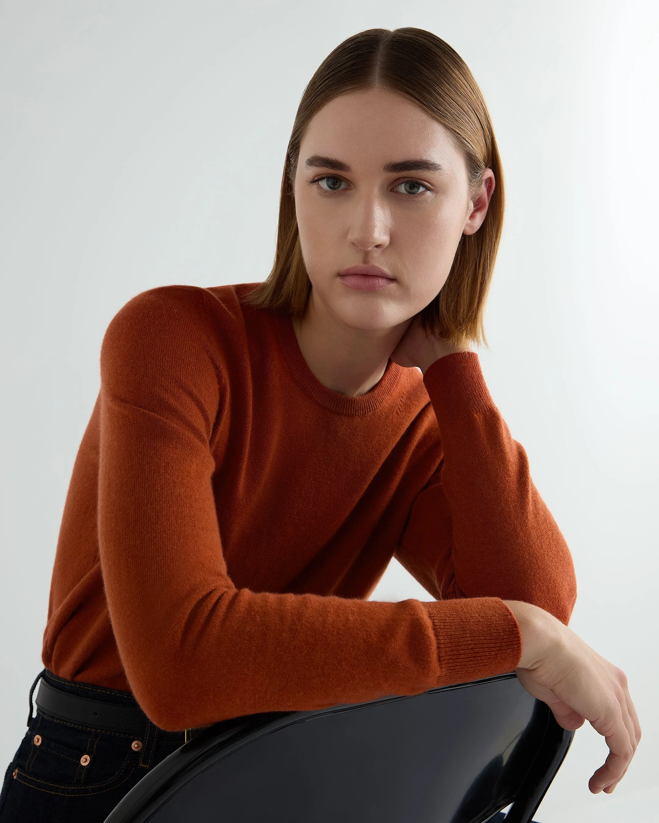 Women's Evie Classic Round Neck Cashmere Jumper Rust Orange